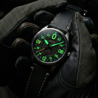 Montre AVI-8 Spitfire N3200 Imperial War Museums Automatique 24H Édition Limitée AV-4149-01