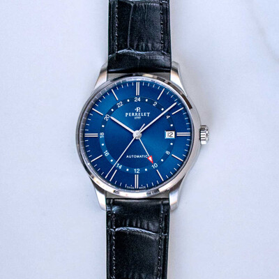 Montre Perrelet Weekend A1304/3