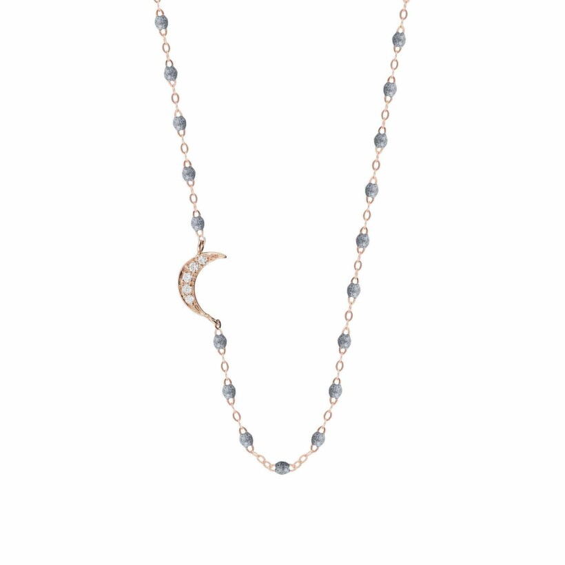 Collier Gigi Clozeau Lune en or rose, résine gris souris et diamants, taille 38cm