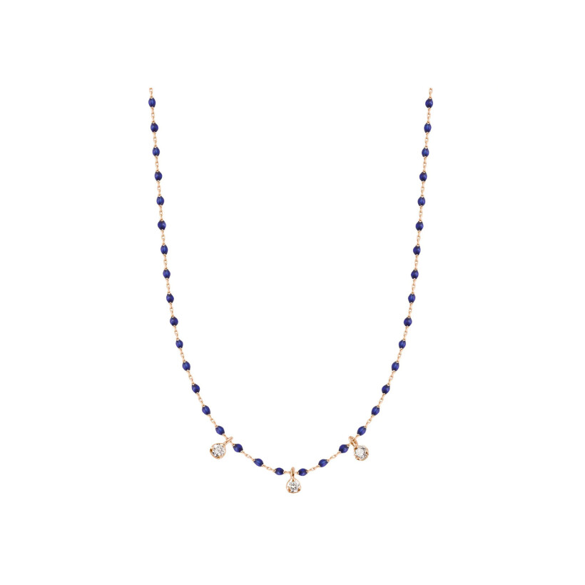 Collier Gigi Clozeau Mini en or rose, résine bleu prusse et diamants, taille 42cm