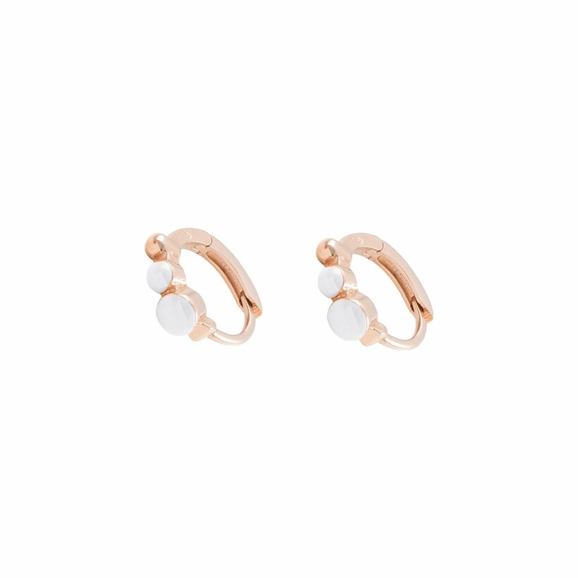 Boucles d'oreilles Gigi Clozeau en or rose et résine blanche