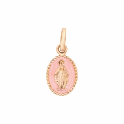 Pendentif Gigi Clozeau Madone en or rose et résine rose bébé