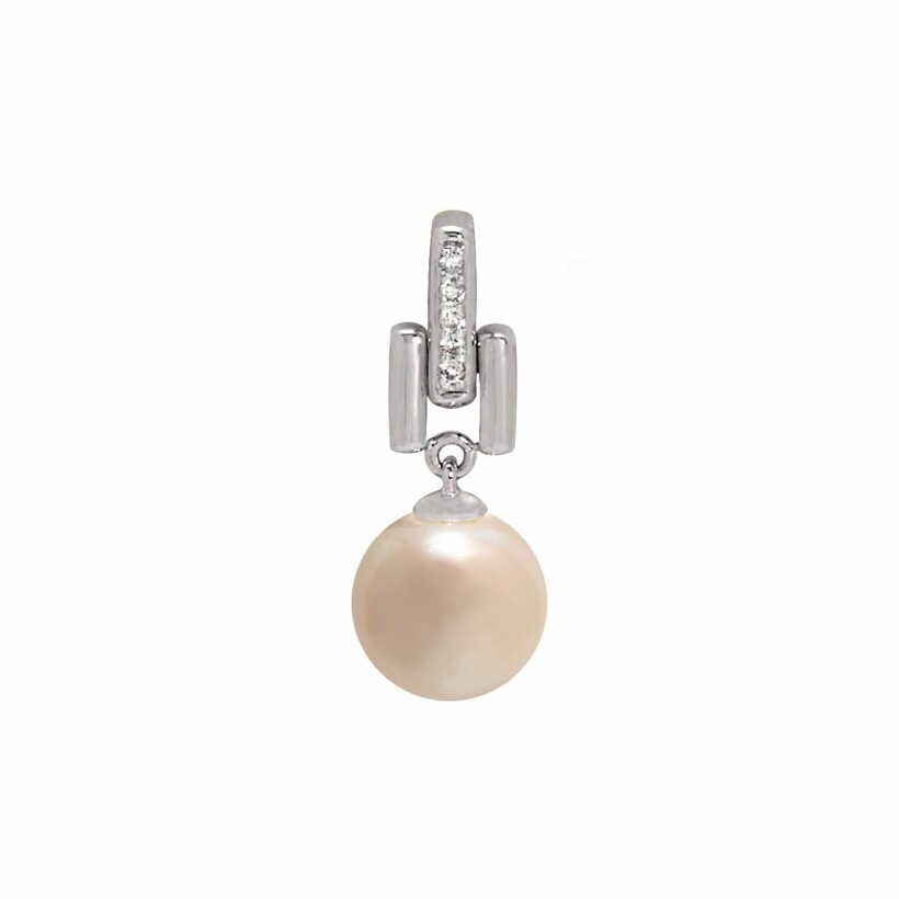 Pendentif en or blanc, perle et diamants