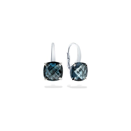 Boucles d'oreilles Cesare Pompanon Poppy Blue en or blanc et topaze Bleu London