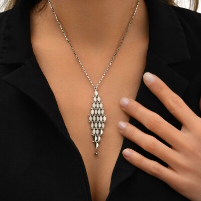 Collier SATELLITE Babylone en métal argenté et hématite