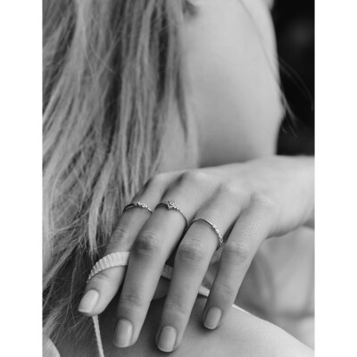 Bague Stone Paris Monroe en or jaune et diamants