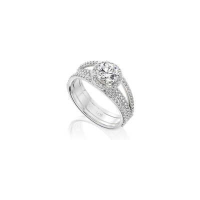 Solitaire, white gold and diamonds