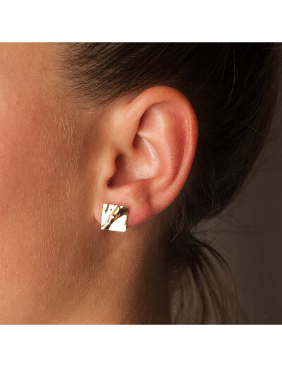 Boucles d'oreilles Maison Ballet by Scarlett carrés froissés en or jaune