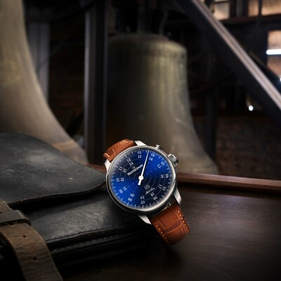 Montre MeisterSinger Classic Bell Hora BHO908