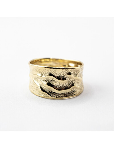 Bague Maison Ballet by Scarlett froissée satinée en or jaune, 11mm