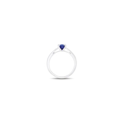 Solitaire Raynal en or blanc, diamants et saphir