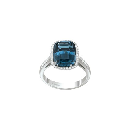 Bague en or blanc, topaze Blue London et diamants