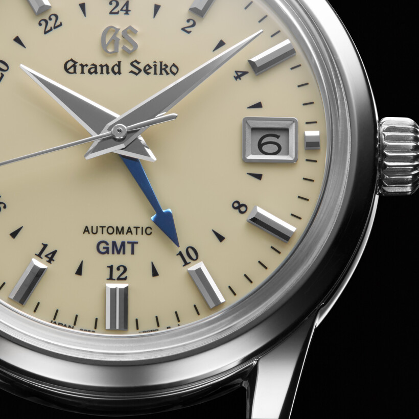 Grand Seiko Elegance SBGM221 watch