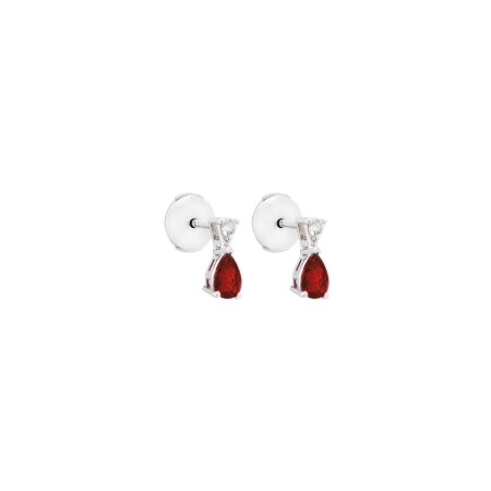 Boucles d'oreilles Raynal Ifire en or blanc, diamants et rubis