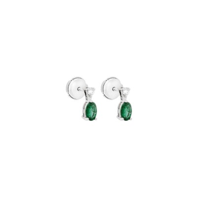 Boucles d'oreilles Raynal Ifire en or blanc, diamants et émeraude