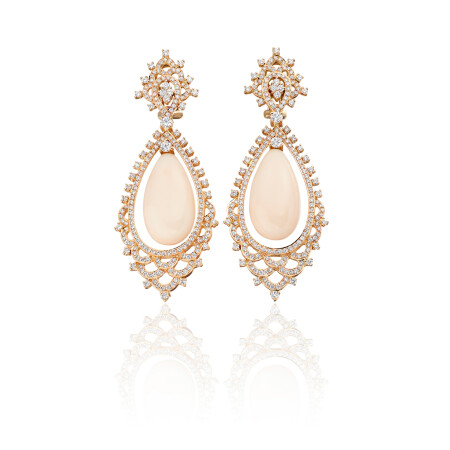 Ceremony earrings, pink gold, diamonds and coral