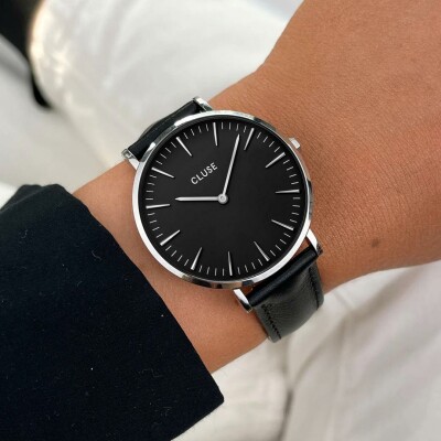 Coffret de montre Cluse Boho Chic Watch Mesh, Silver Colour & Black Leather Strap
