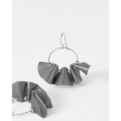 Boucles d'oreilles FlowersforZoé CHLOE en acier et cuir