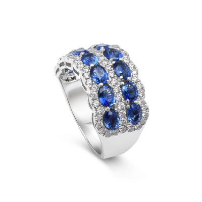 Bague Rialto en or blanc, saphirs taille ovale et diamants