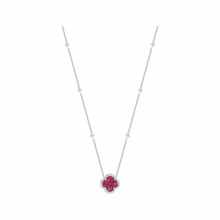 Collier petit trèfle en or blanc, rubis et diamants de 0.15ct