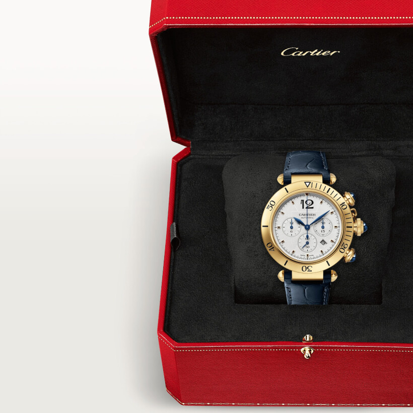 Pasha de Cartier watch, 41 mm, chronograph, automatic movement, 18K yellow gold, interchangeable leather straps