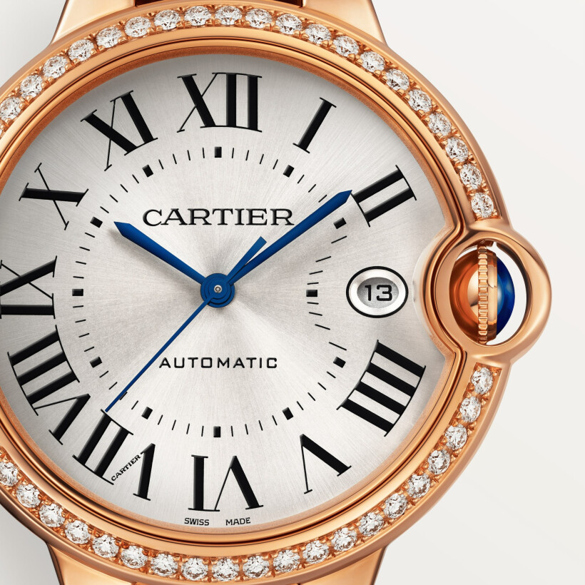 Montre Ballon Bleu de Cartier 40mm, mouvement automatique, or rose , diamants, cuir