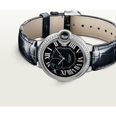 Montre Ballon Bleu de Cartier 36mm, mouvement automatique, or gris, diamants, cuir