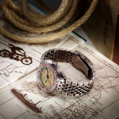 Montre DOXA SUB 300T Clive Cussler