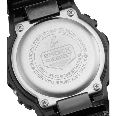 Montre G-SHOCK CLASSIC DW-5600MNC-1ER