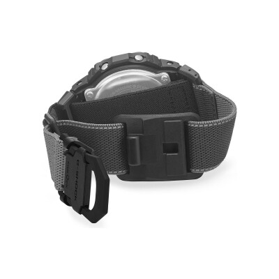 Montre G-SHOCK CLASSIC DW-5600MNC-1ER