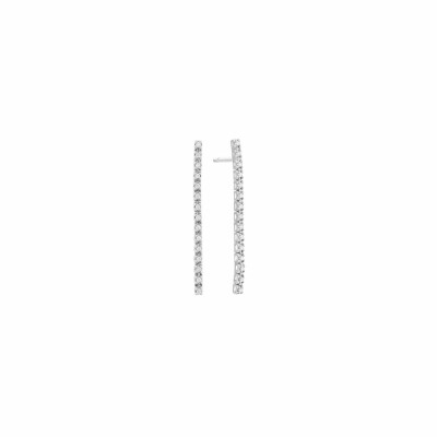 Boucles d'oreilles pendantes en or blanc et diamants