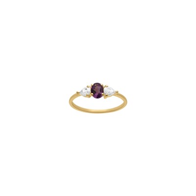 Bague en or jaune, améthyste et oxyde de zirconium