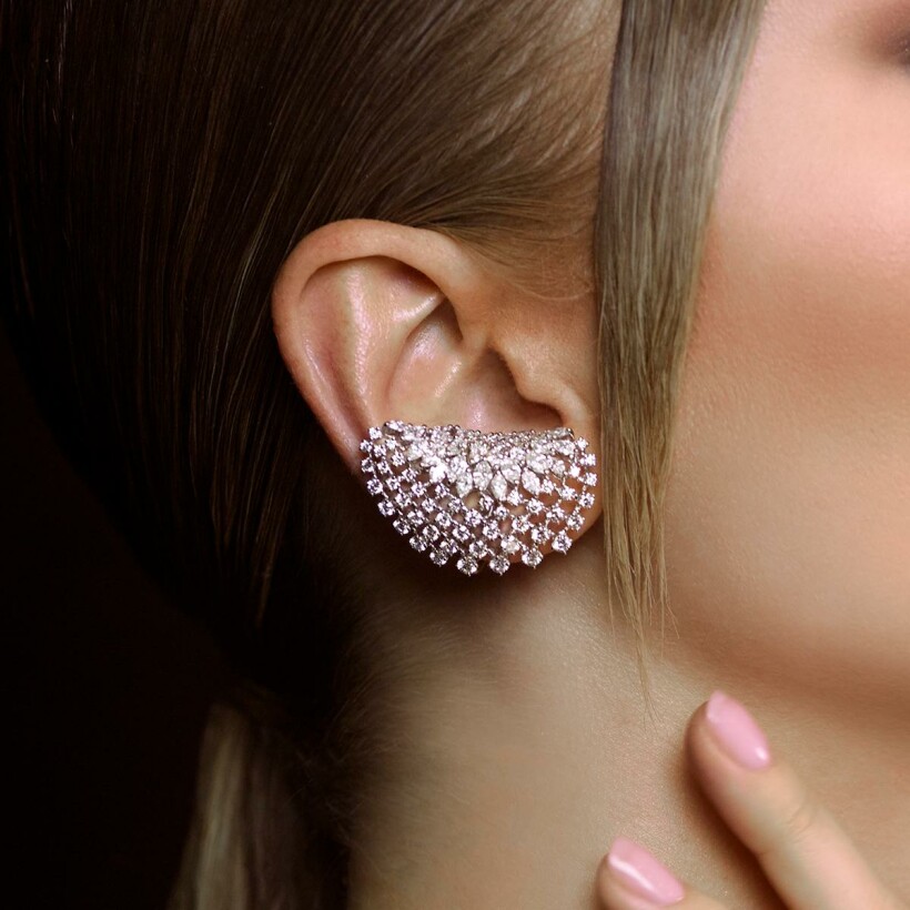 Boucles d'oreilles Yeprem Y-Couture en or blanc et diamants