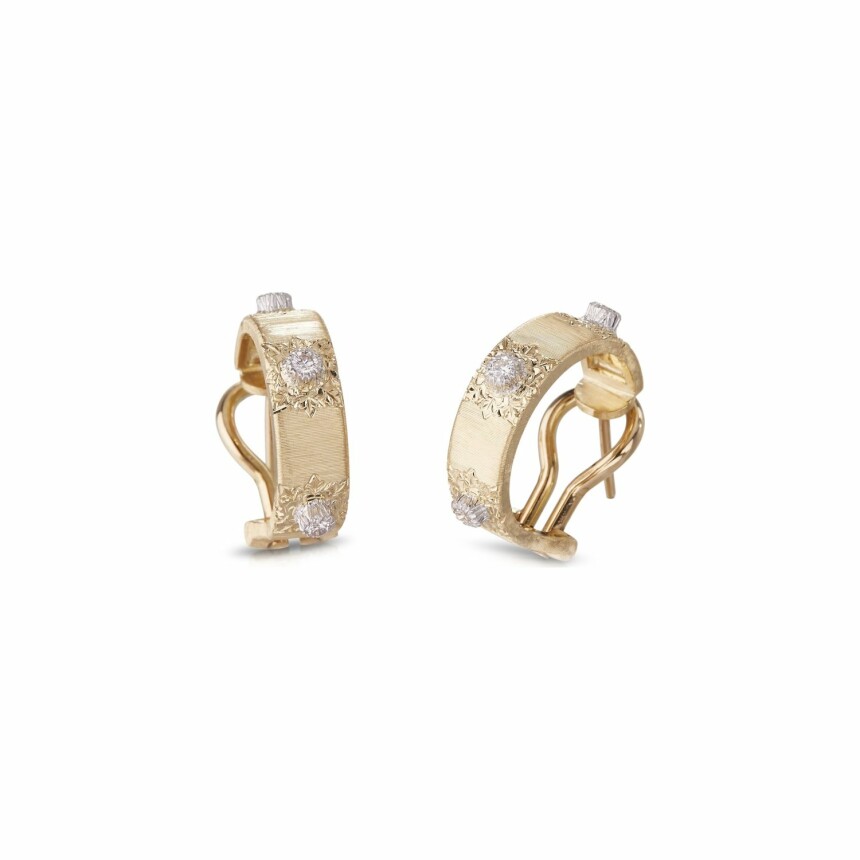 Boucles d'oreilles pendantes Buccellati Macri Classica en or blanc, or jaune et diamants