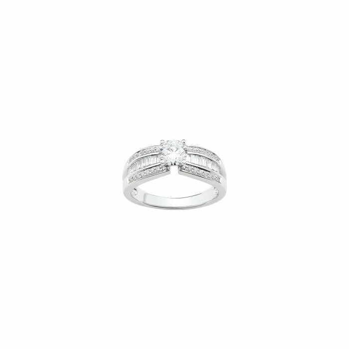 Bague en or blanc et diamant central