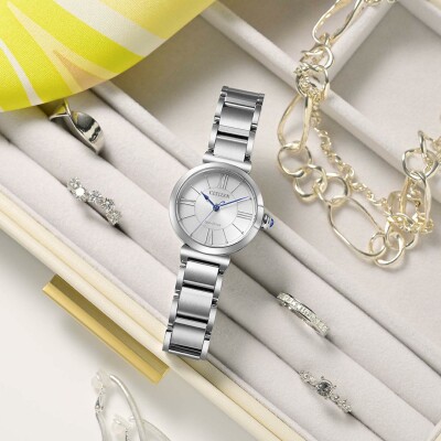 Montre Citizen Citizen L EM1070-83A