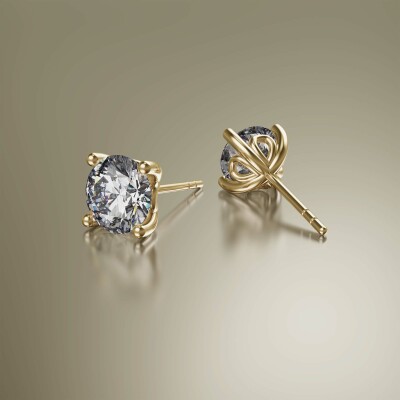 Yellow Gold 4-Claw Solitaire Round Diamond Earrings