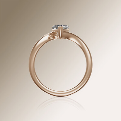 Rose Gold 3-Claw Solitaire Pear-Shaped Diamond Ring