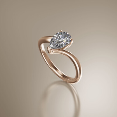 Rose Gold 3-Claw Solitaire Pear-Shaped Diamond Ring