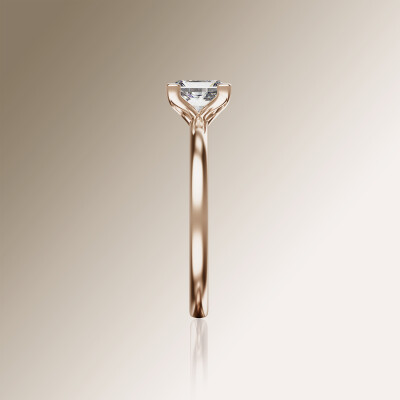 Rose Gold 4-Claw Solitaire Princess Cut Diamond Ring