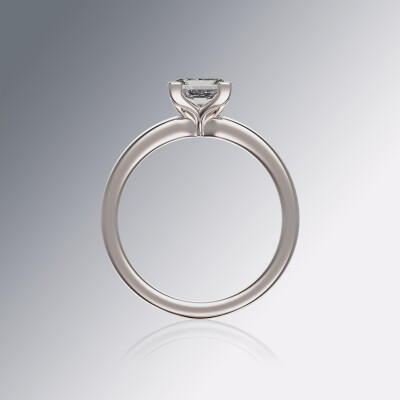 White Gold 4-Claw Solitaire Princess Cut Diamond Ring