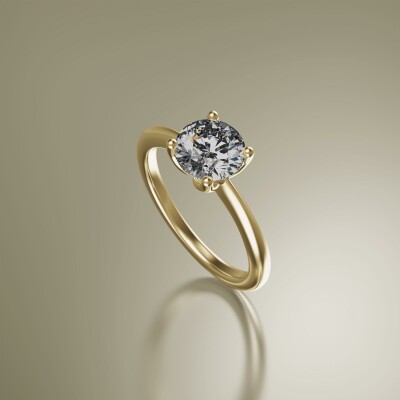 Yellow Gold 4-Claw Solitaire Round Diamond Ring
