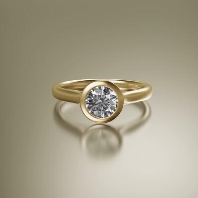 Yellow Gold Tube Solitaire Round Diamond Ring