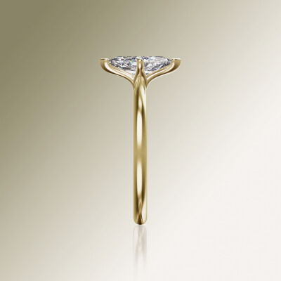Yellow Gold 4-Claw Solitaire Marquise Diamond Ring