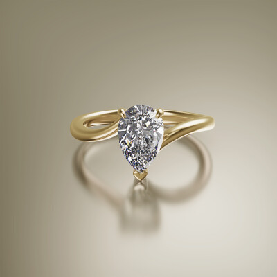 Yellow Gold 3-Claw Solitaire Pear-Shaped Diamond Ring