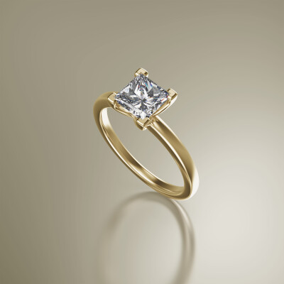 Yellow Gold 4-Claw Solitaire Princess Cut Diamond Ring