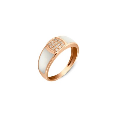Bague Clozeau en or rose, résine blanche et diamants