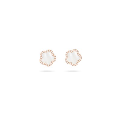 Boucles d'oreilles Puces Cesare Pompanon Fiore di Mamma en or rose, diamants et nacre blanche, petit modèle