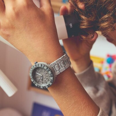 Montre Flik Flak Cosmic Fun 2 Lunar Brick