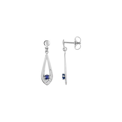 Boucles d'oreilles pendantes en or blanc et saphirs